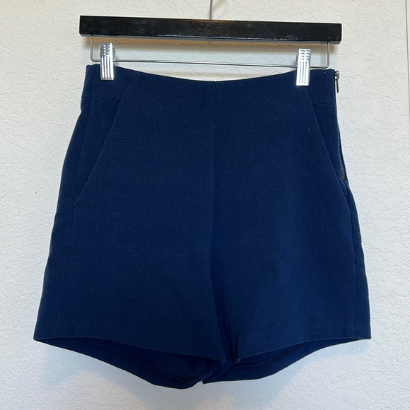 bishop + young Pants - Navy high waisted shorts